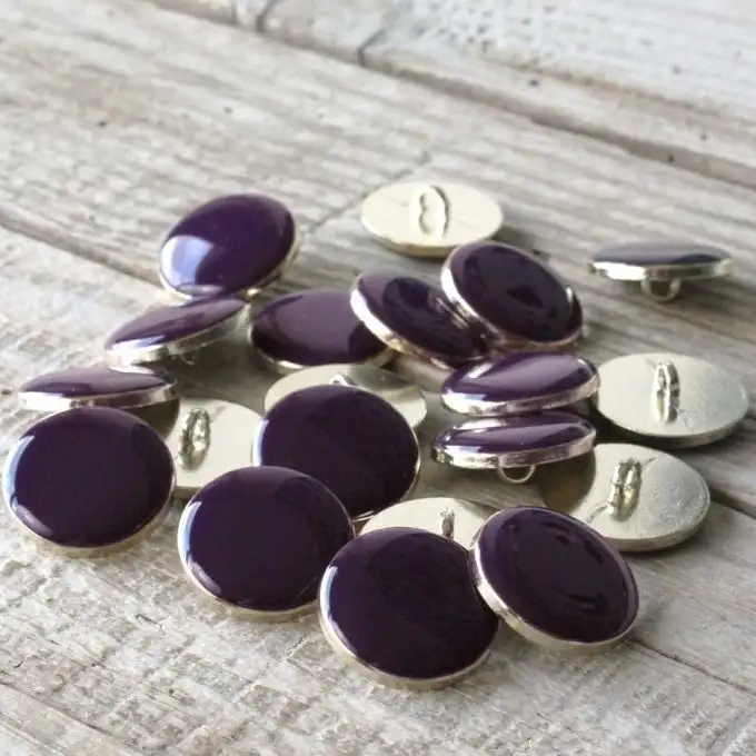 Set di 2 bottoni eleganti viola 20 mm