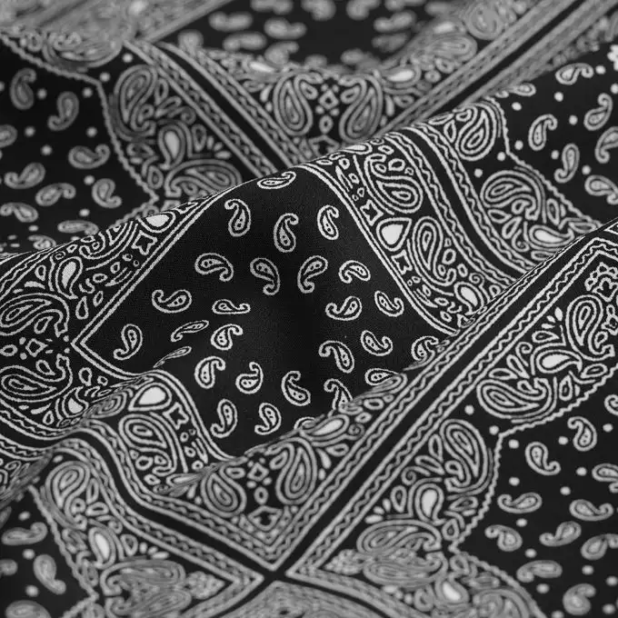 Bandana nero in raso di poliestere