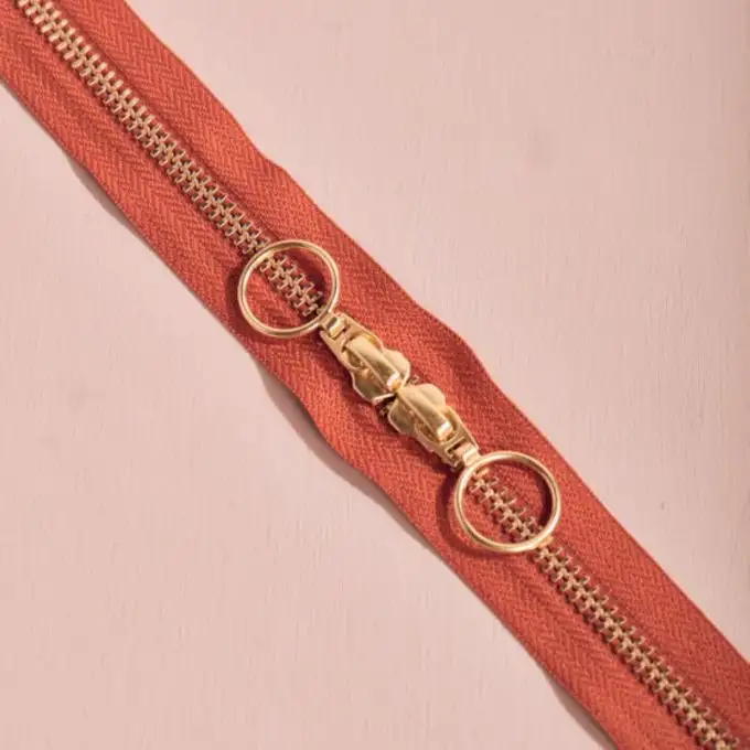 Zip doppio cursore oro 40 cm castagna - Atelier Brunette