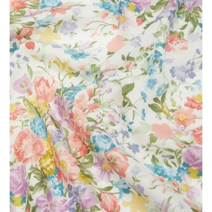 Batiste di cotone collaborazione Liberty x Bridgerton Tana Lawn® bouquet parade rosa